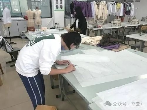 代购服装品牌推荐_品牌服装代购_代购服装什么品牌好