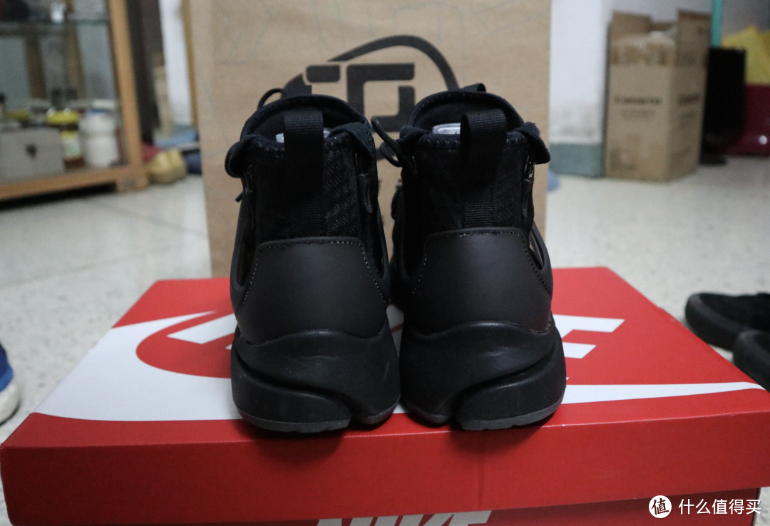 比双十一还便宜：NIKE 耐克 AIR PRESTO MID UTILITY 运动鞋 开箱，附我的擦鞋日记