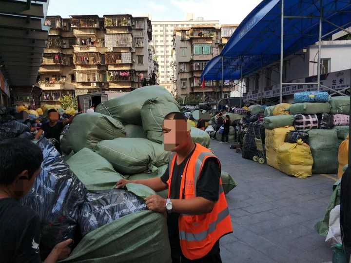 深圳服装代购_深圳代购货源_深圳代购店