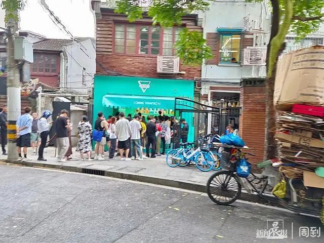 路易威登代购店_路易威登代购能便宜多少钱_代购路易威登买货怎么鉴定真假