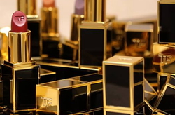 tom ford和迪奥哪个好？tom ford口红和dior口红哪个好？