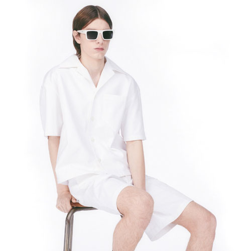 普拉达的2022春夏男款时装新品 引爆时尚