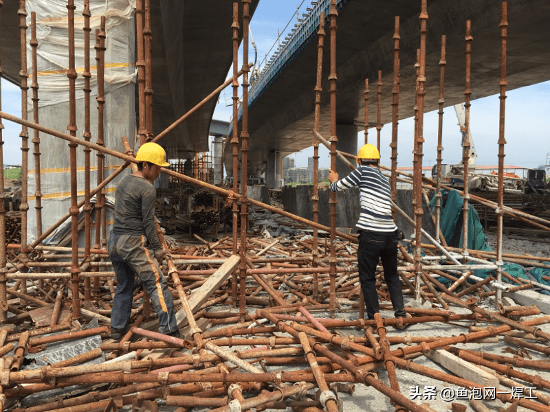 工地架子工_工地架子工证怎么查询_工地架子工真实图片