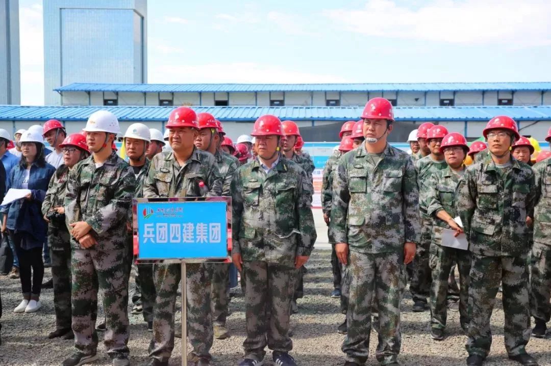 工地员配备建筑安全管理人员_建筑工地怎样配备安全员_建筑工地安全员配备