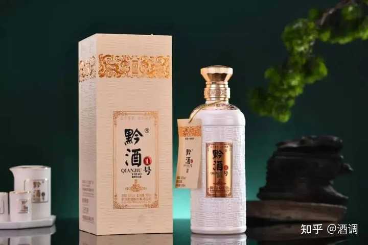 贵州茅台镇荷花酒53度价格_贵州茅台镇荷花酒和荷花烟_贵州茅台荷花酒价格