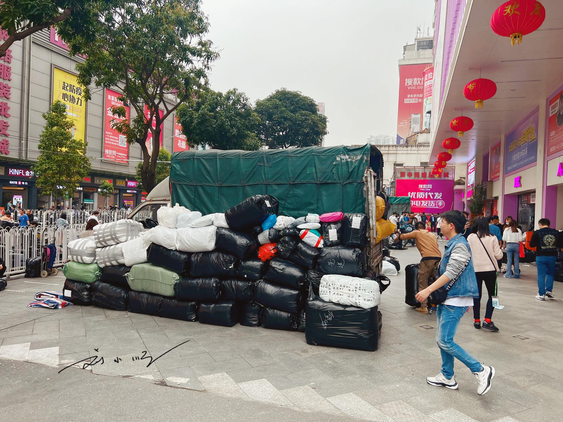 服装批发_批发服装去哪里进货_批发服装市场